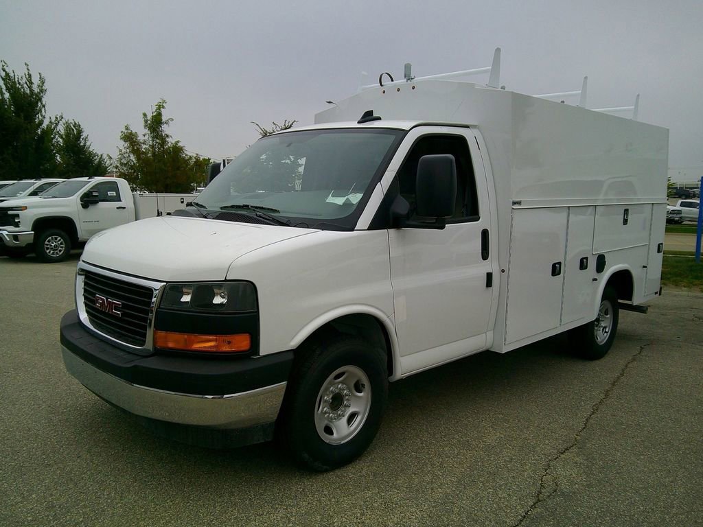 New 2025 GMC Savana 3500 w/ Power Convenience Package image 3