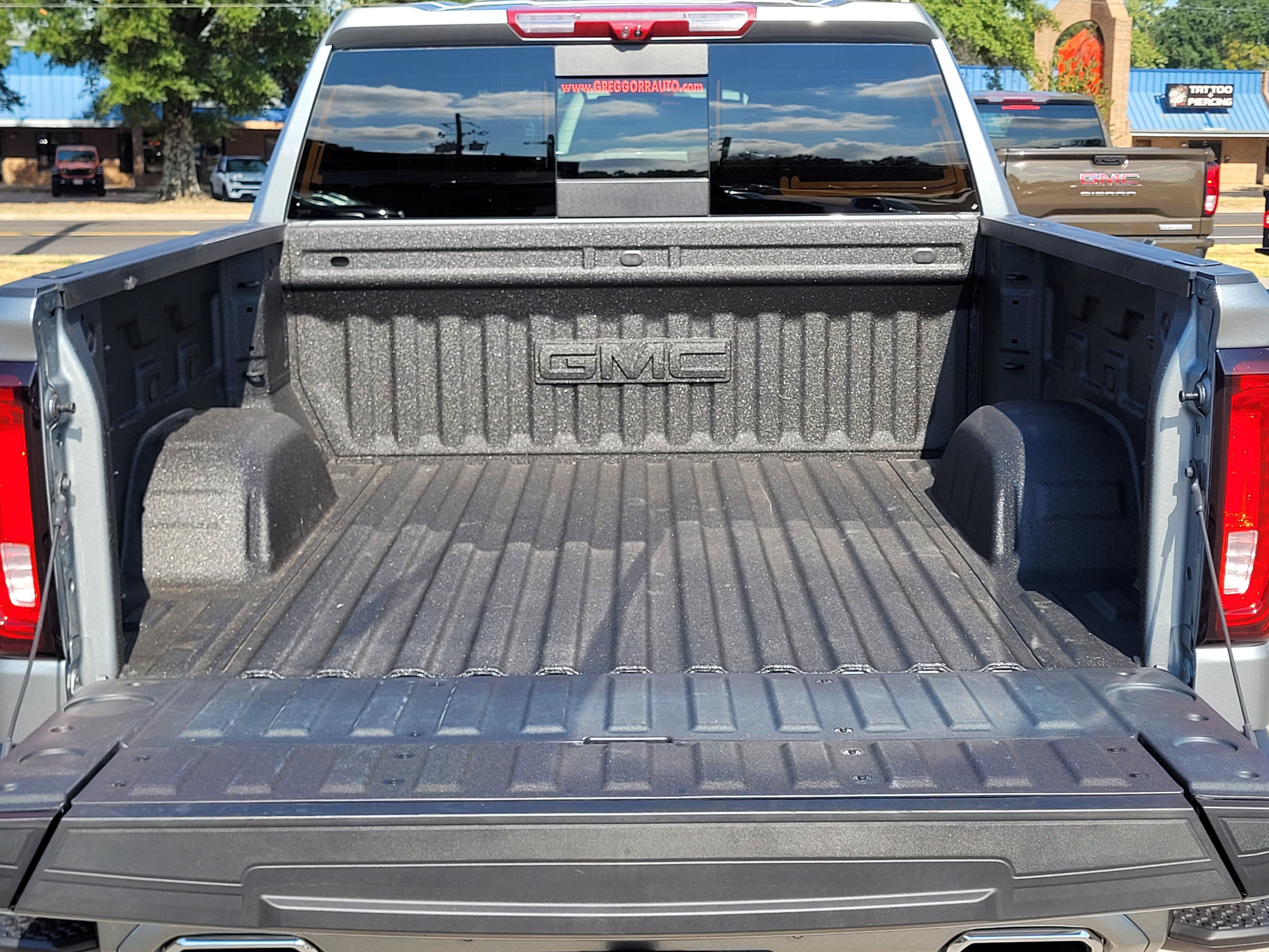 Used 2026 GMC Sierra 1500 Denali AWD/4WD image 8