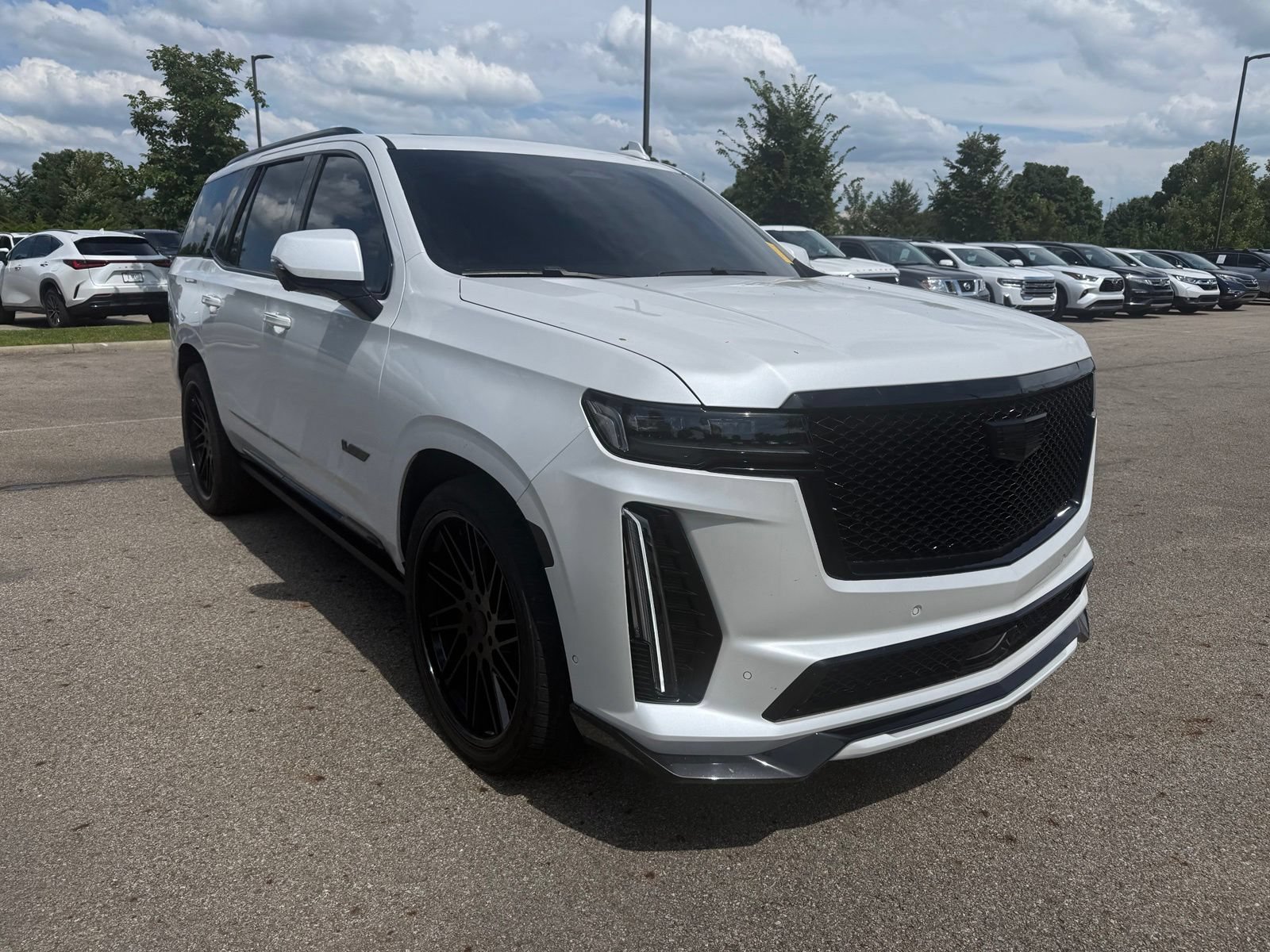Used 2024 Cadillac Escalade V AWD/4WD image 3
