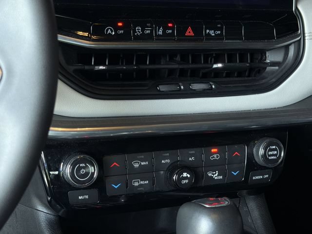 Used 2024 Jeep Compass Limited AWD/4WD image 25