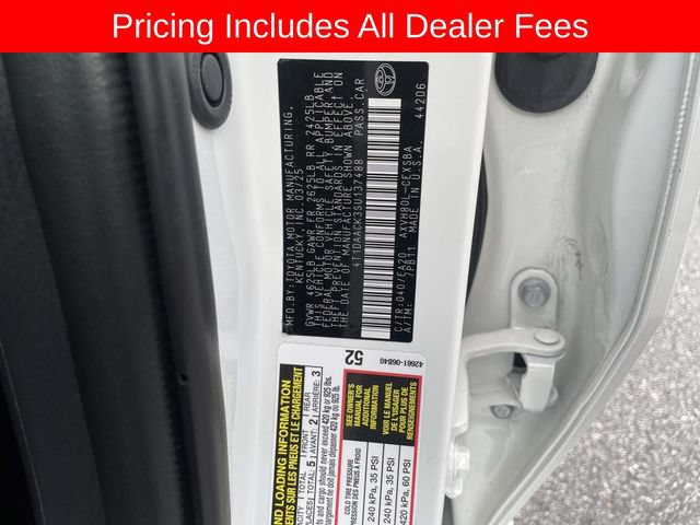 Used 2025 Toyota Camry SE FWD image 35