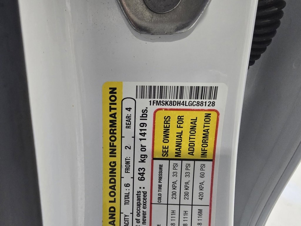 Used 2020 Ford Explorer XLT w/ Comfort Package image 15