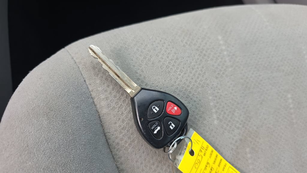 Used 2013 Toyota Corolla L FWD image 23