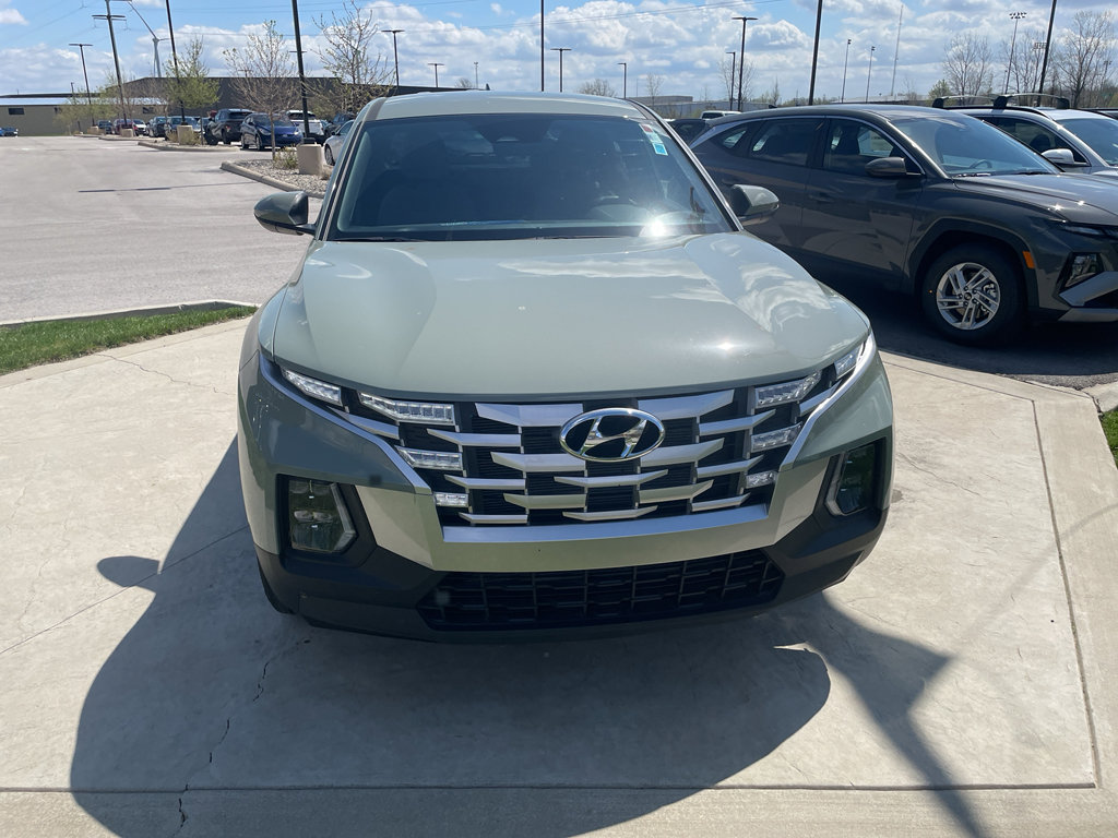 Certified 2024 Hyundai Santa Cruz SE image 8