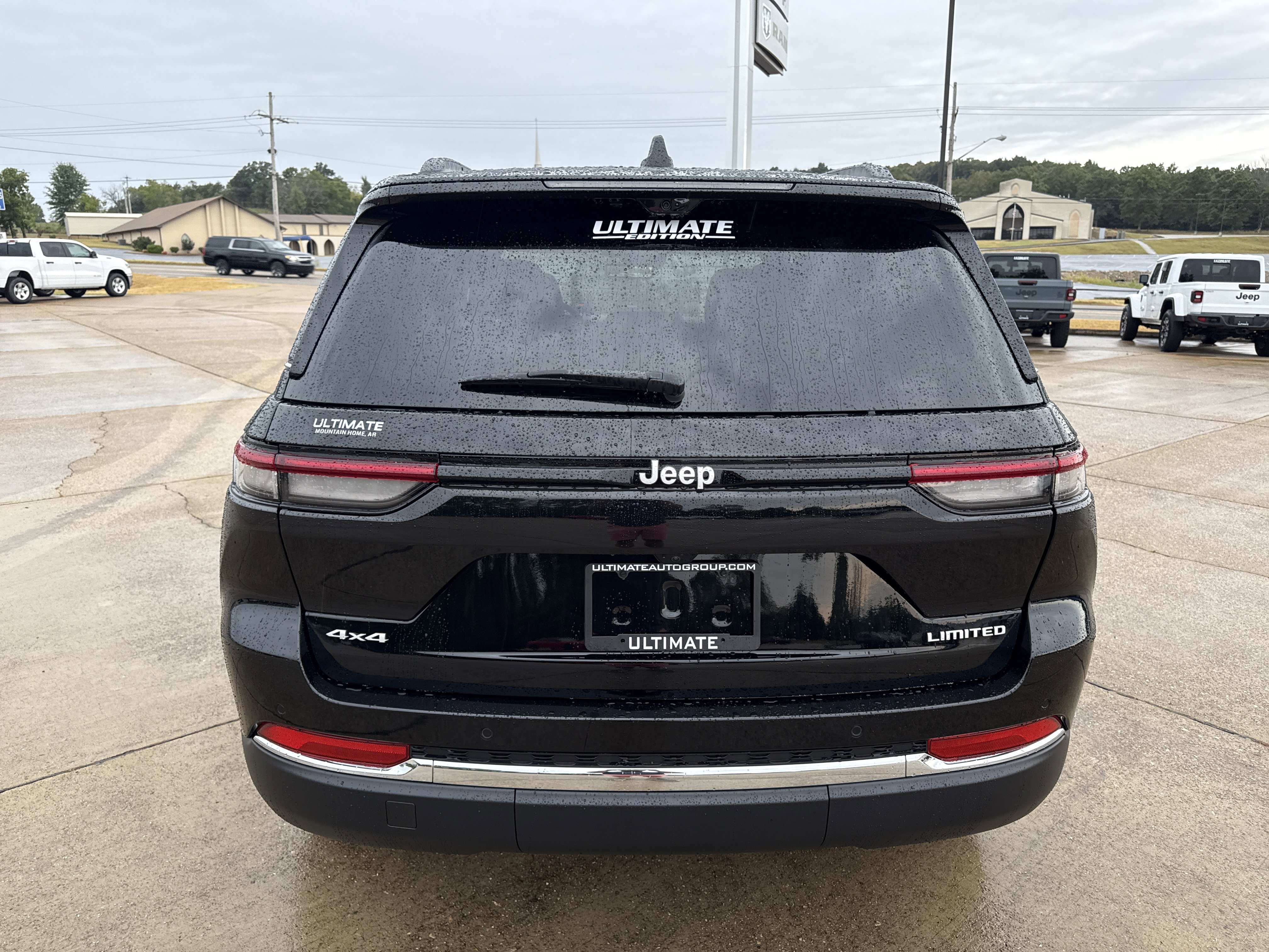 New 2025 Jeep Grand Cherokee Limited w/ Luxury Tech Group II image 7