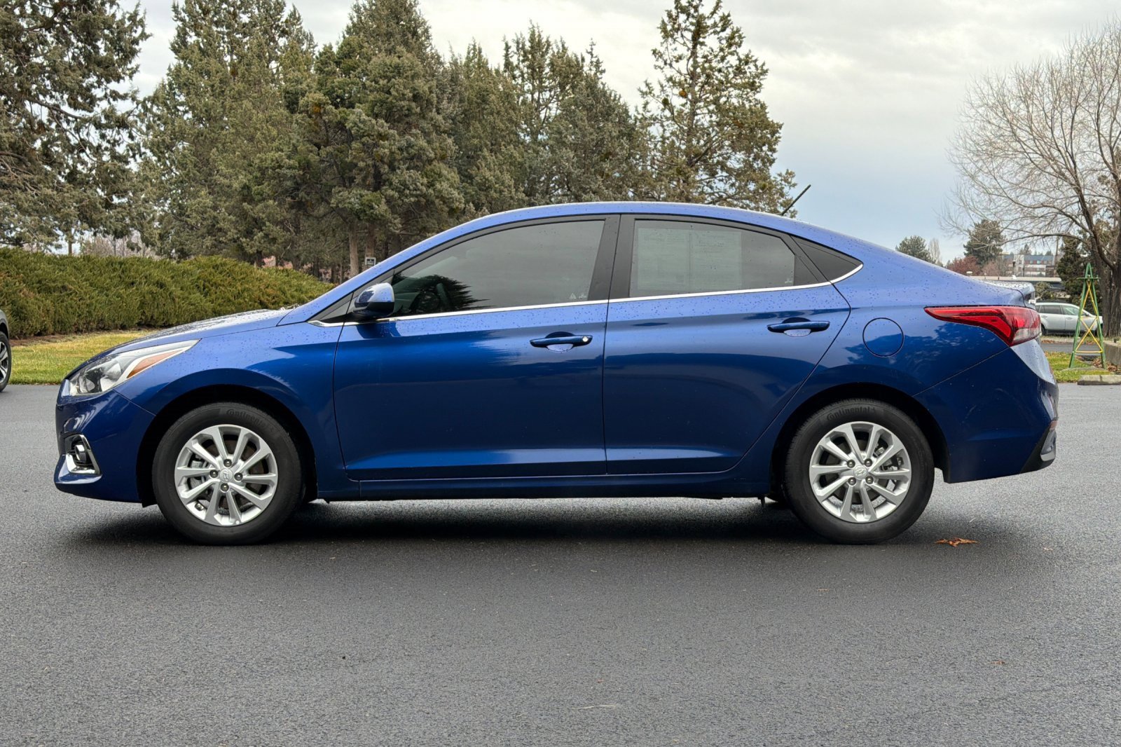 Used 2022 Hyundai Accent SEL image 8