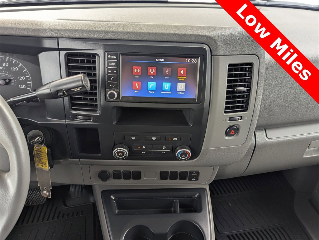 Used 2020 Nissan NV 3500 S image 22