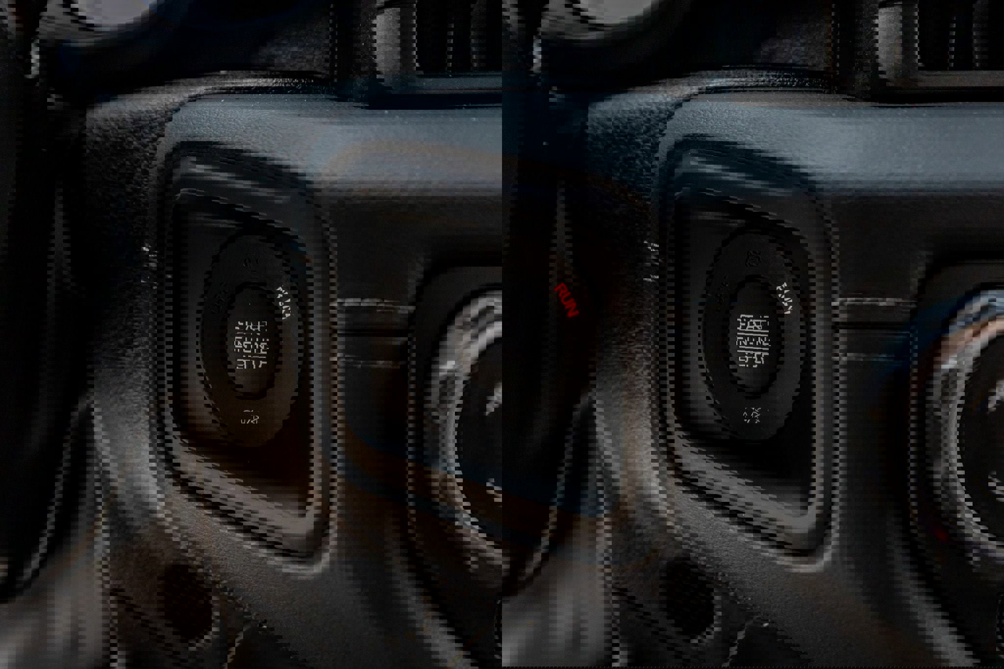 Used 2024 Jeep Gladiator Rubicon AWD/4WD image 22