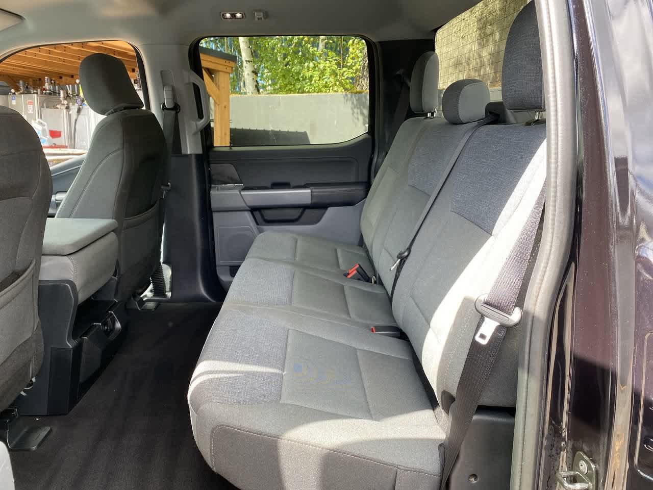 Used 2025 Ford F150 XLT AWD/4WD image 16