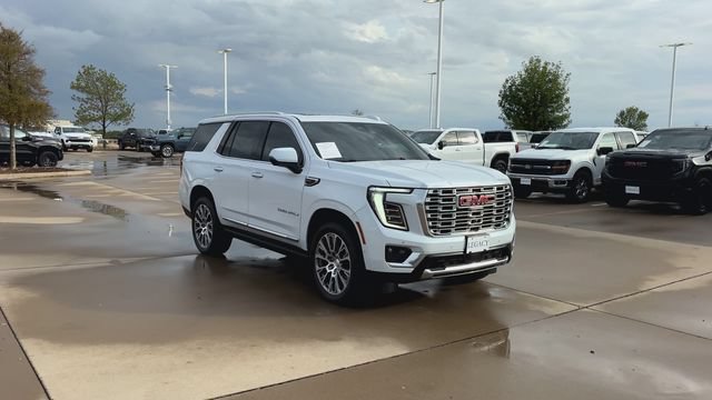 Used 2026 GMC Yukon Denali w/ Denali Reserve Package AWD/4WD image 3