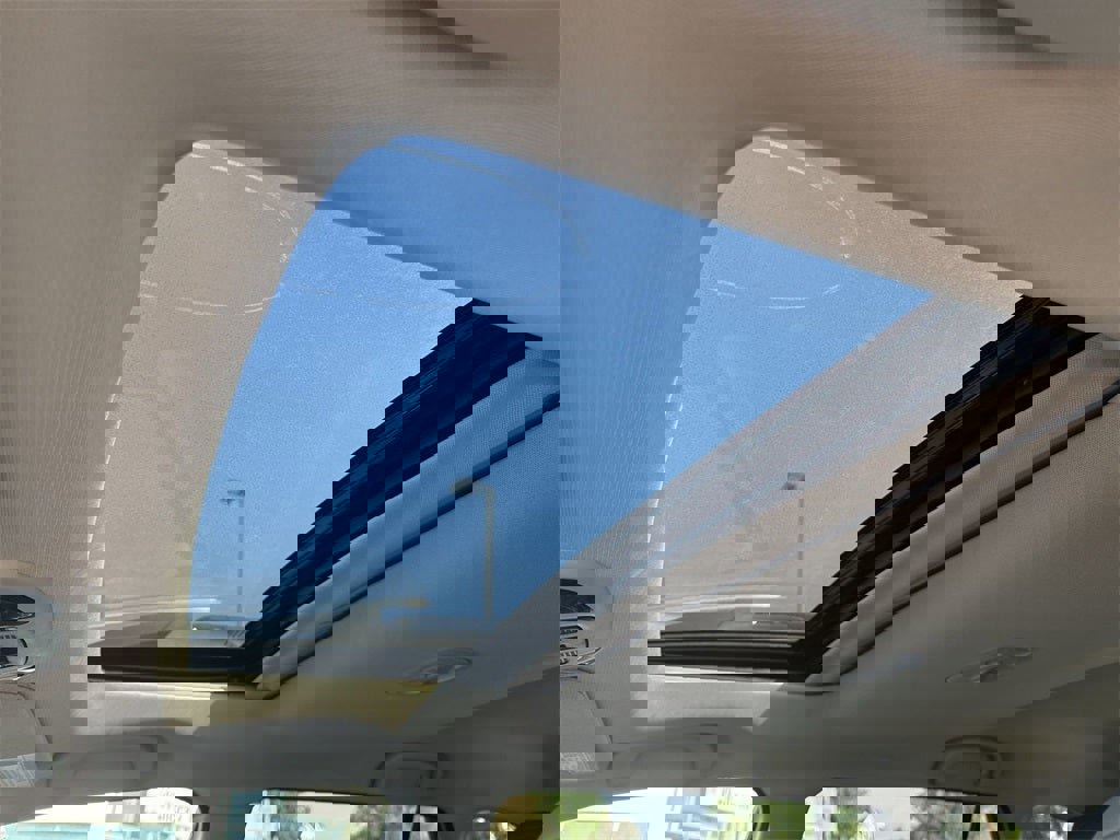 New 2025 Subaru Outback Limited image 11