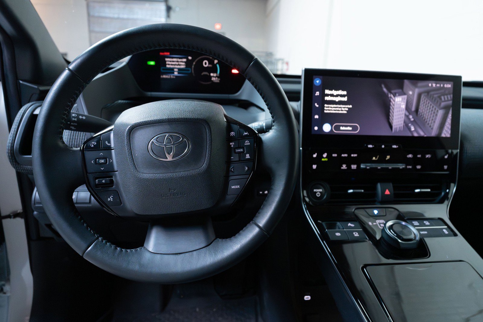 Used 2023 Toyota bZ4X FWD image 3