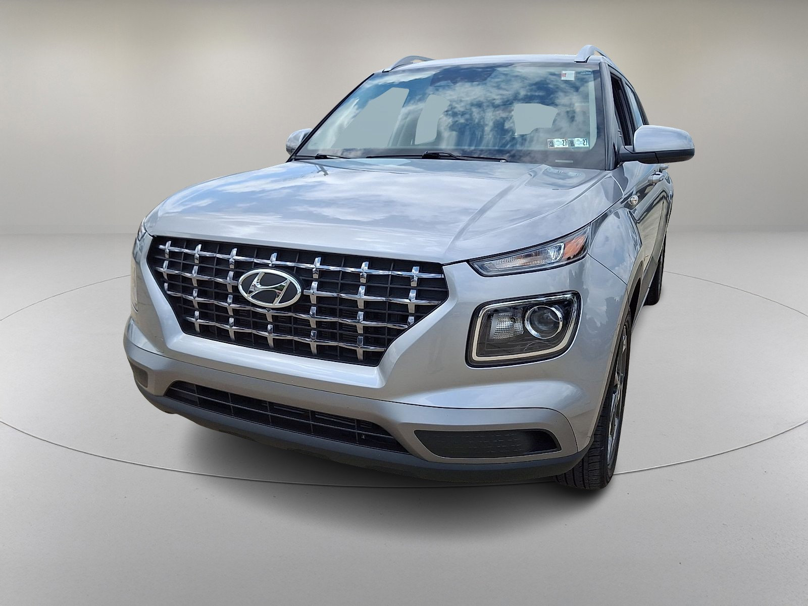 Certified 2023 Hyundai Venue SEL w/ Cargo Package FWD image 5