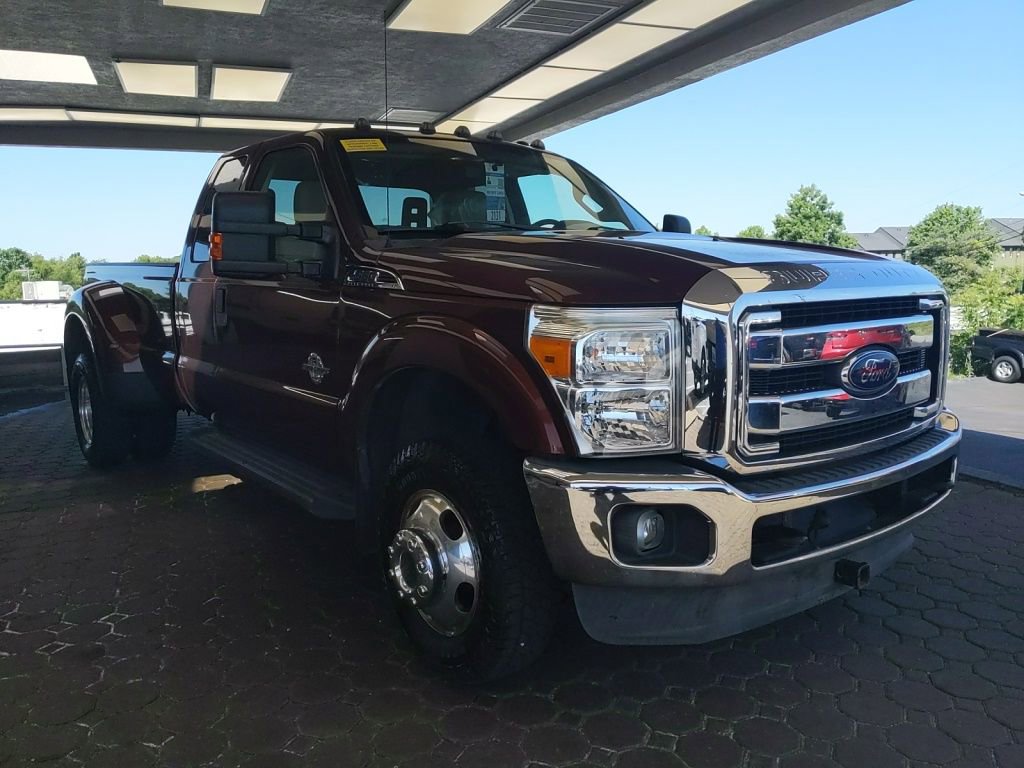Used 2016 Ford F350 XLT w/ XLT Value Package AWD/4WD image 4