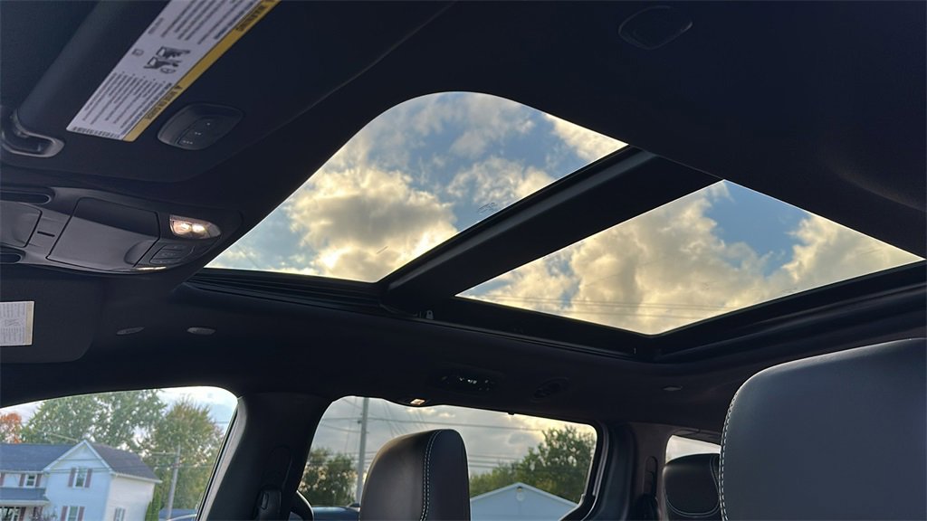 New 2026 Chrysler Pacifica Limited w/ S Appearance Package image 26