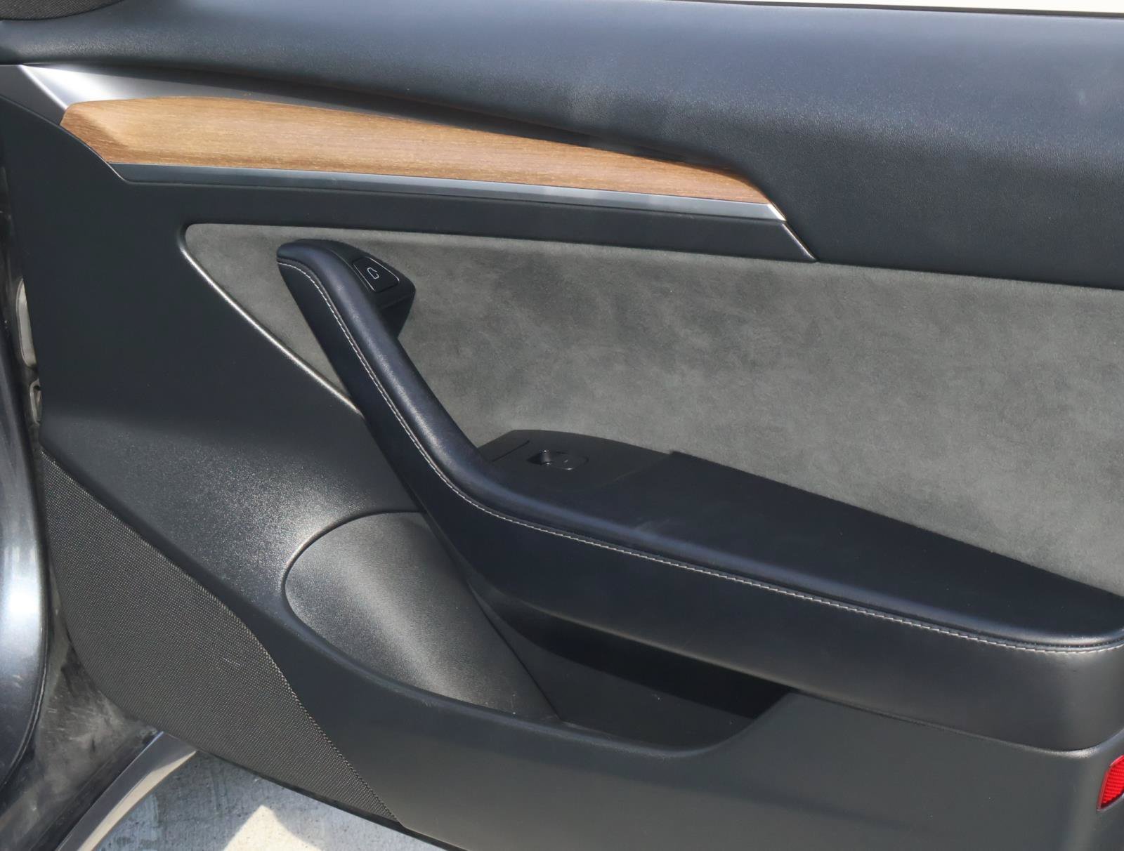 Used 2023 Tesla Model 3 Standard Range RWD image 14