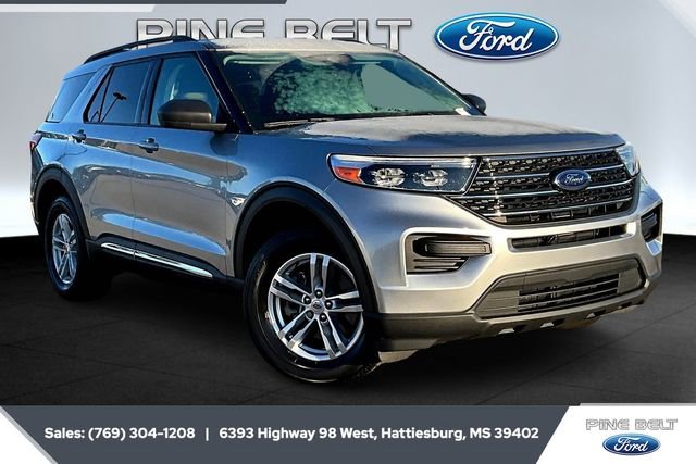 Used 2023 Ford Explorer XLT image 1