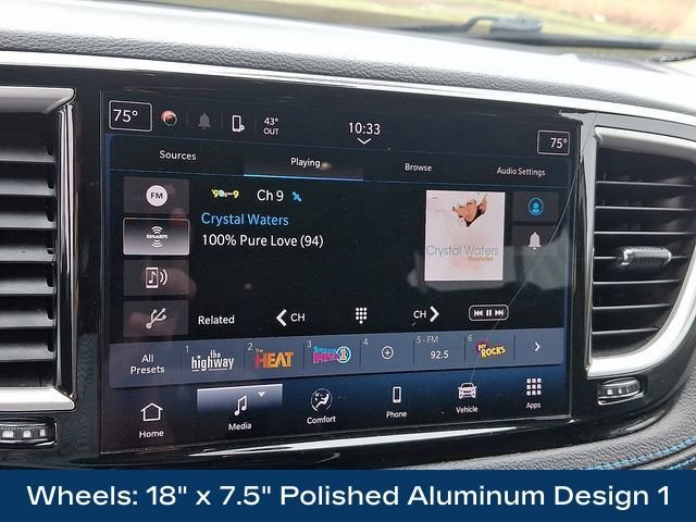 Used 2021 Chrysler Pacifica Touring AWD/4WD image 20