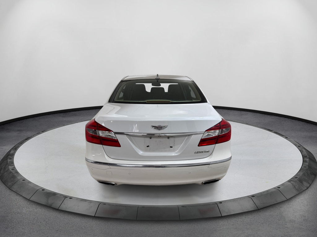 Used 2012 Hyundai Genesis 3.8 w/ Premium Pkg RWD image 7