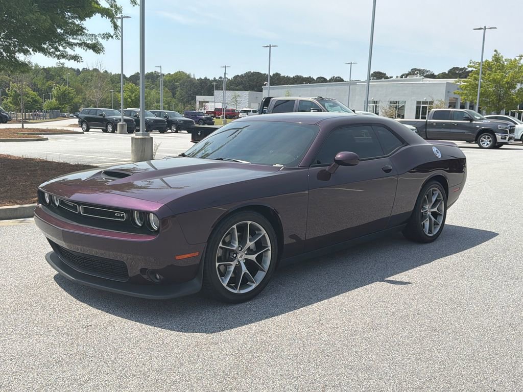 Used 2022 Dodge Challenger GT image 3