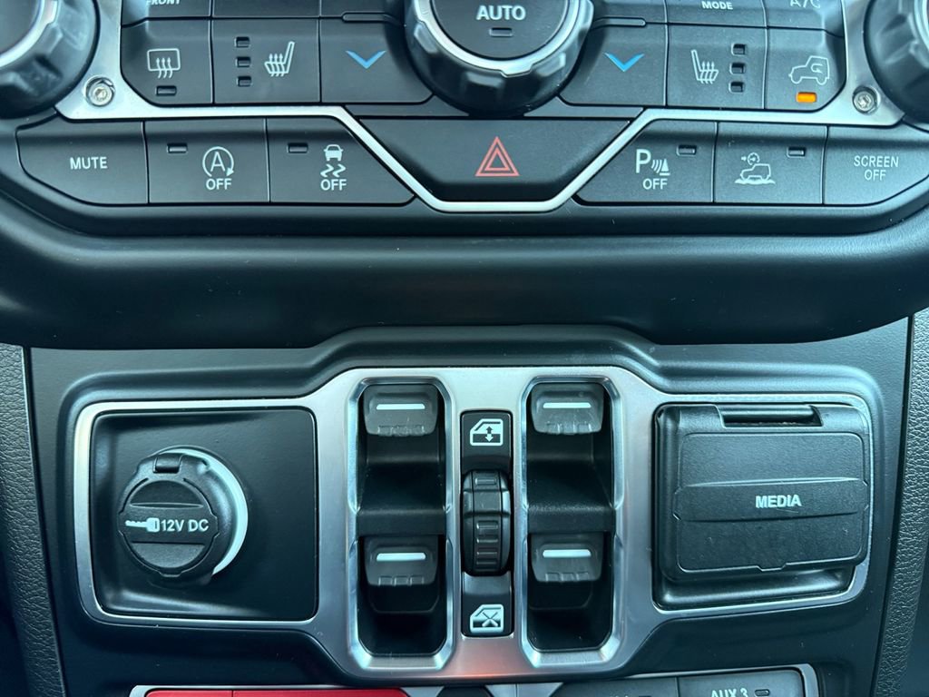 Certified 2021 Jeep Gladiator Mojave image 28