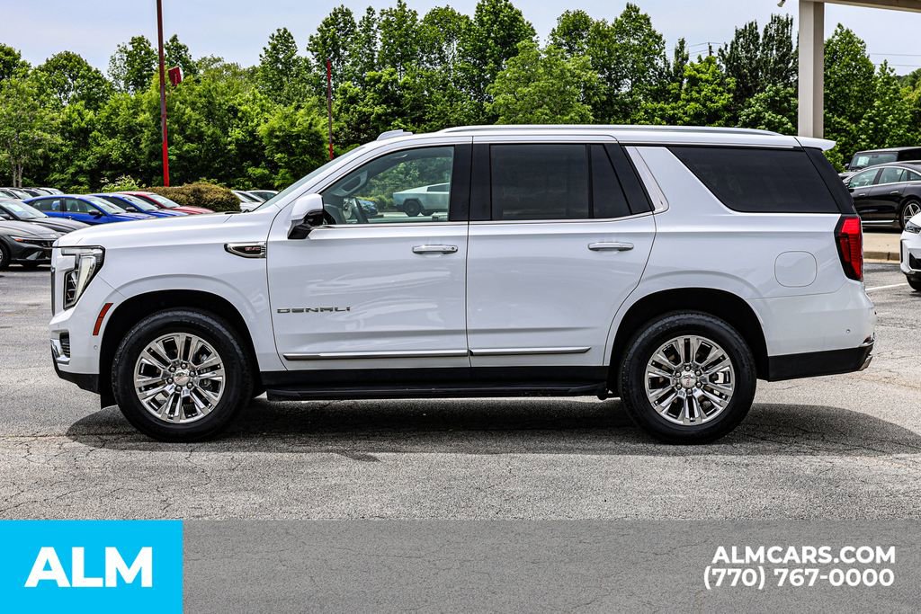 Used 2025 GMC Yukon Denali AWD/4WD image 9