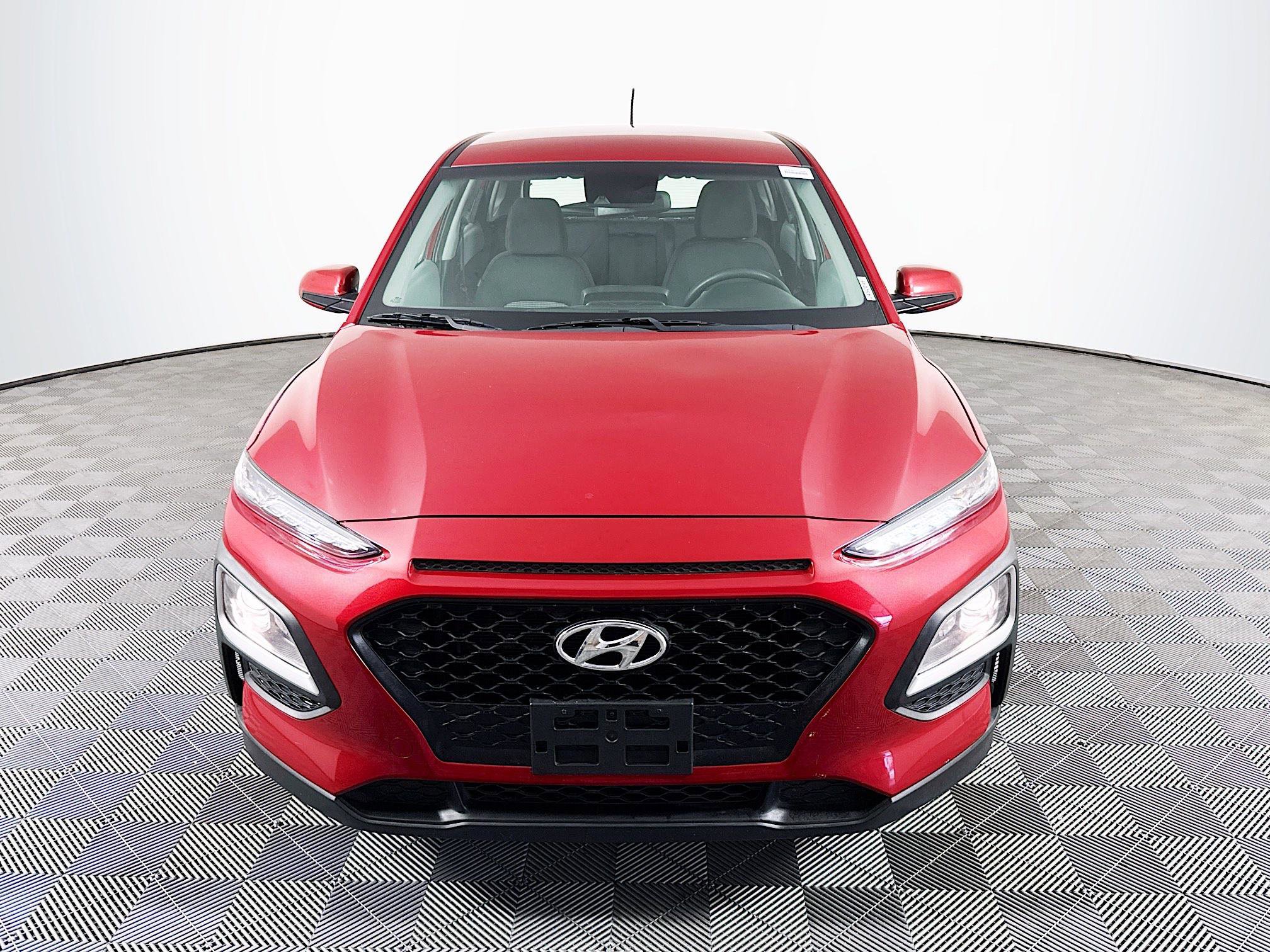 Used 2020 Hyundai Kona SE image 2