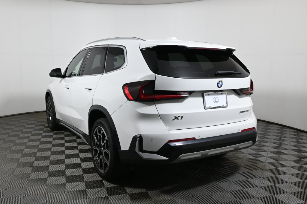 Used 2025 BMW X1 xDrive28i w/ Convenience Package AWD/4WD image 5