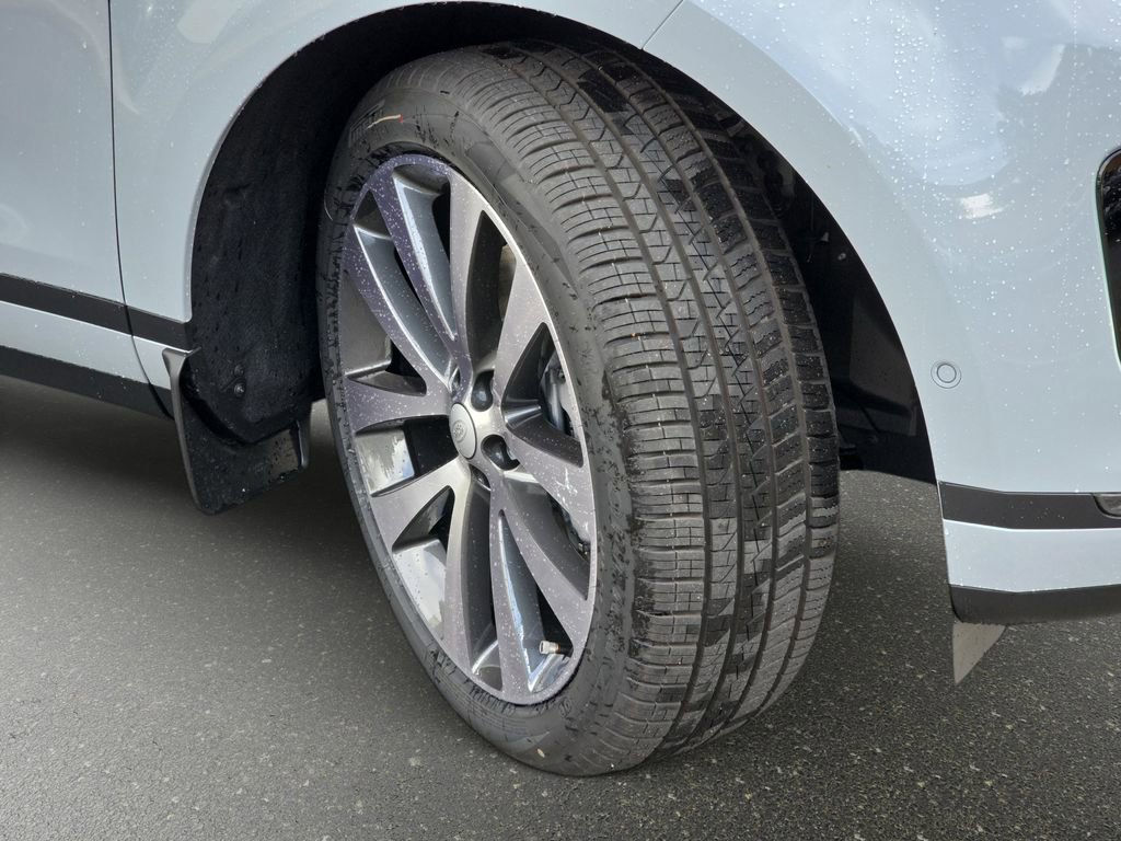 New 2026 Land Rover Range Rover Evoque S image 33