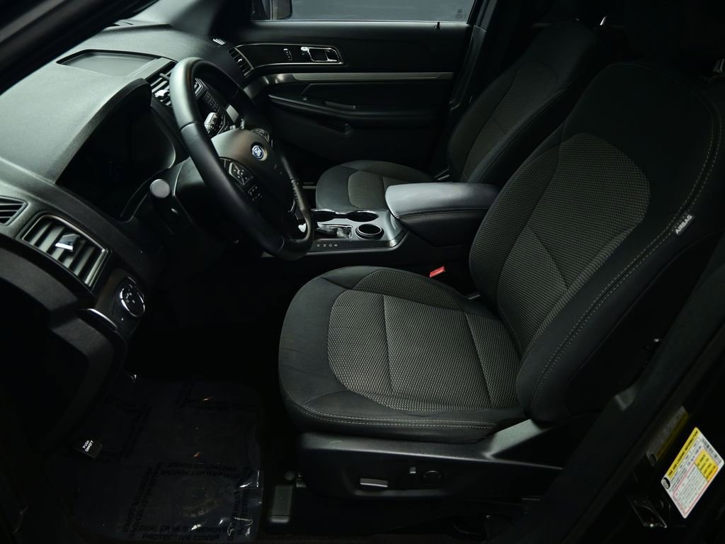 Used 2019 Ford Explorer XLT image 52