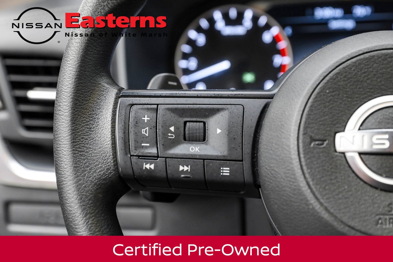 Certified 2022 Nissan Rogue S image 25