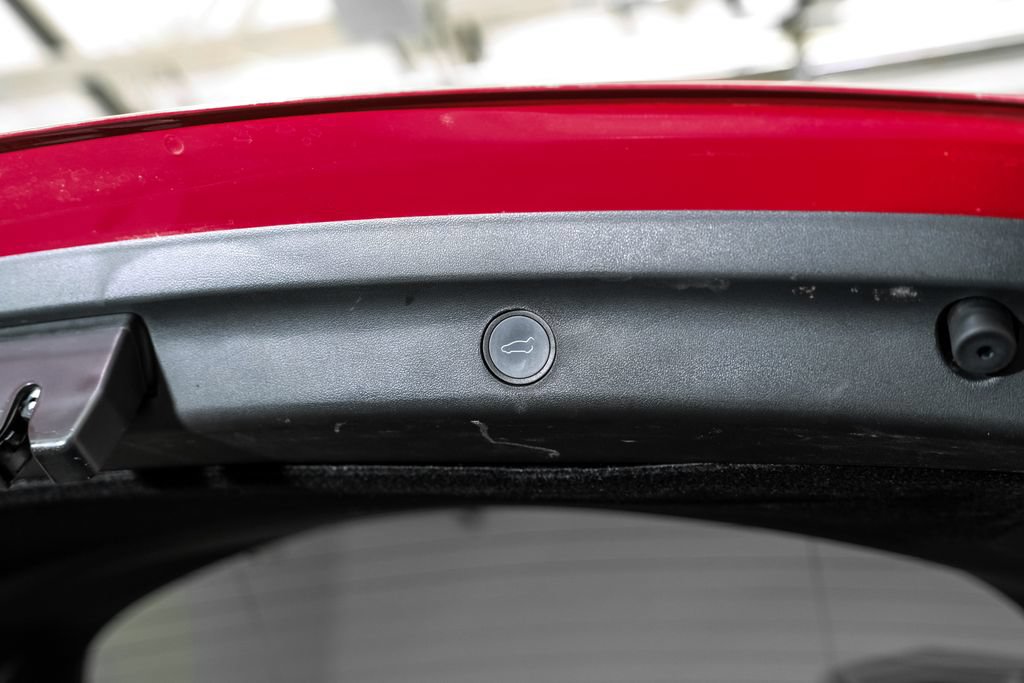 Used 2023 Tesla Model Y AWD image 49