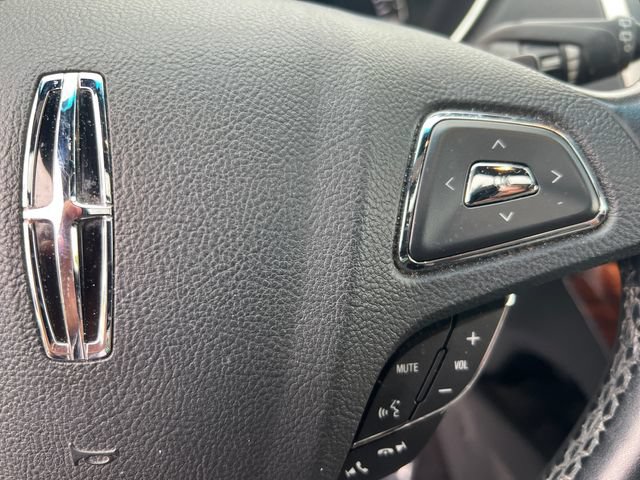 Used 2016 Lincoln MKX Reserve w/ Climate Package FWD image 36