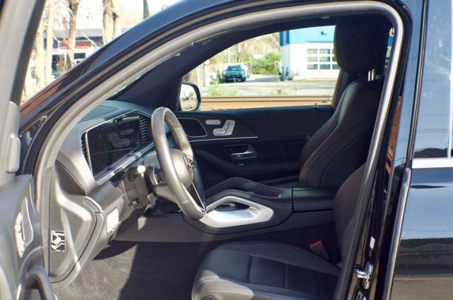 Used 2025 Mercedes-Benz GLE 350 4MATIC w/ 3rd Row Seat Package image 19