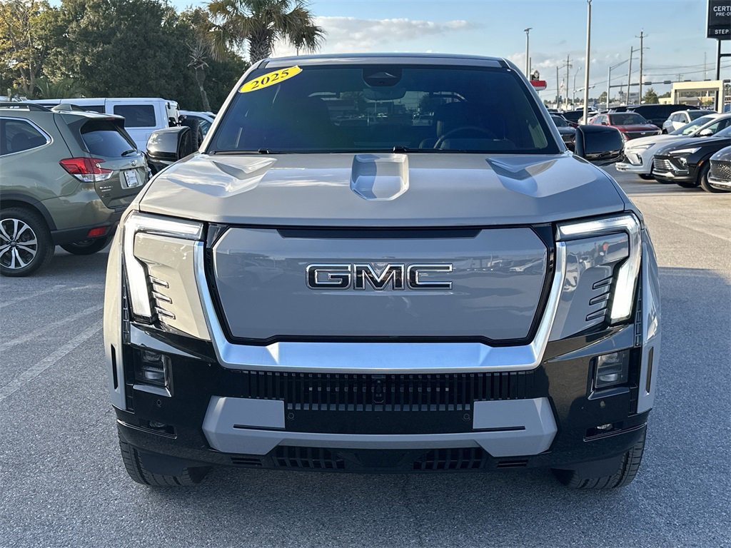 Used 2025 GMC Sierra EV Denali image 3