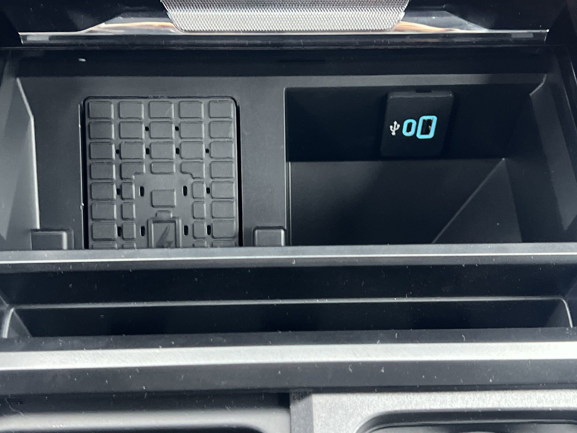 New 2025 Ford F350 Lariat w/ Lariat Ultimate Package image 9