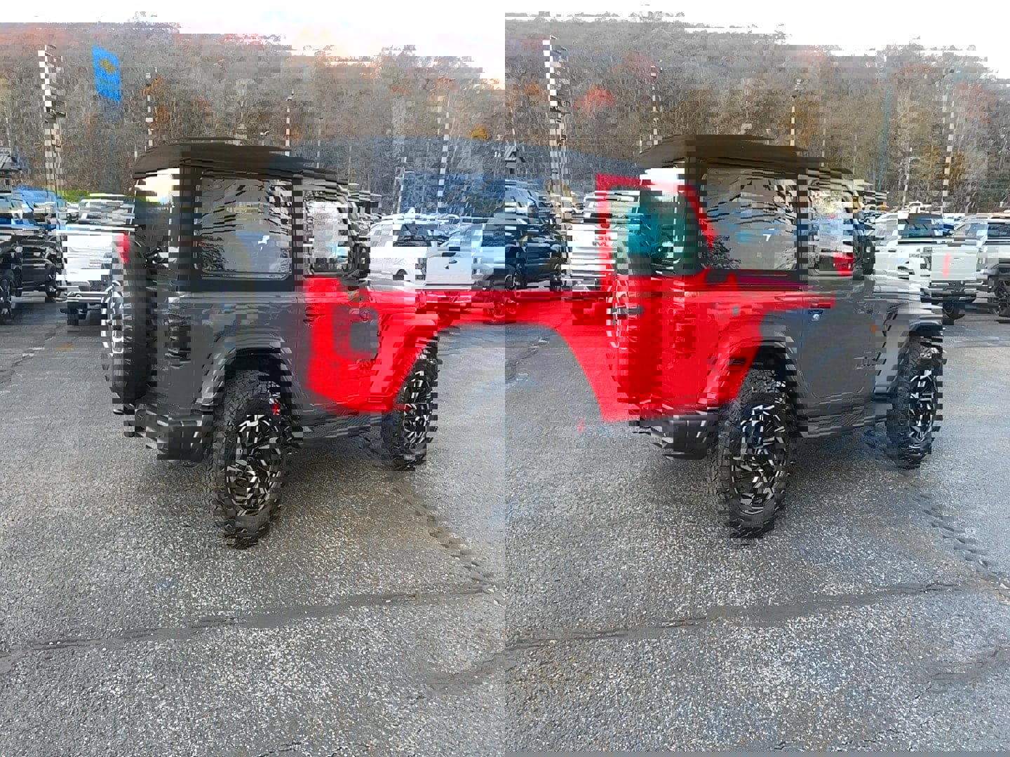 Used 2024 Jeep Wrangler Sport S image 5