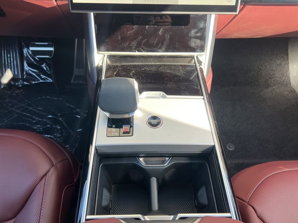 New 2025 Land Rover Range Rover Autobiography image 23