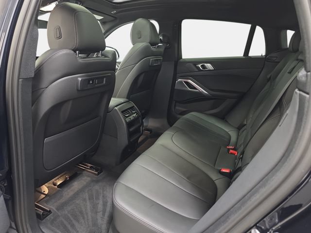 Used 2022 BMW X6 xDrive40i w/ M Sport Package AWD/4WD image 12