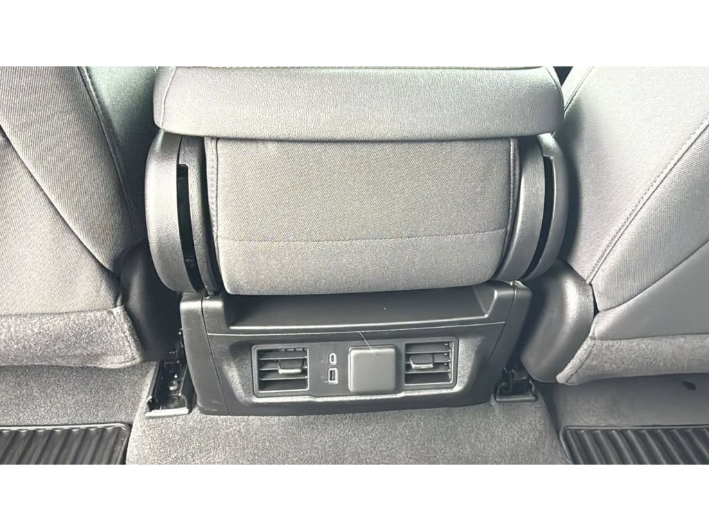 Used 2024 Chevrolet Silverado 1500 LT AWD/4WD image 29
