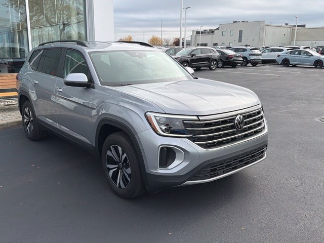Certified 2025 Volkswagen Atlas SE AWD/4WD image 13