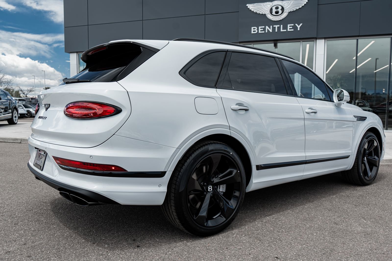 New 2026 Bentley Bentayga AWD/4WD image 13