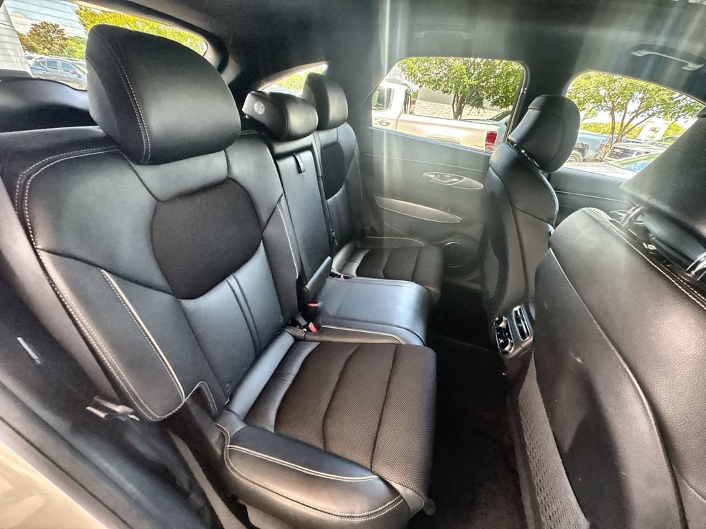 Used 2023 Genesis GV70 2.5T w/ Sport Prestige Package AWD/4WD image 28