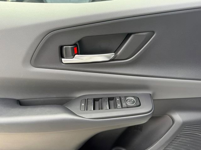 Used 2025 Toyota Prius XLE FWD image 15