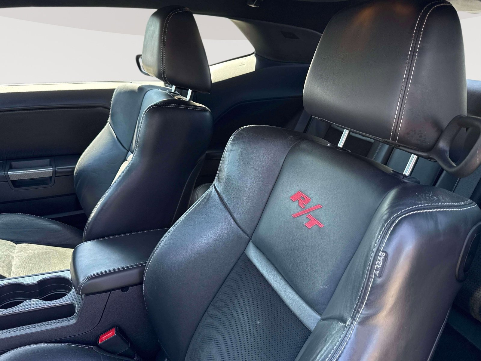 Used 2014 Dodge Challenger R/T RWD image 19
