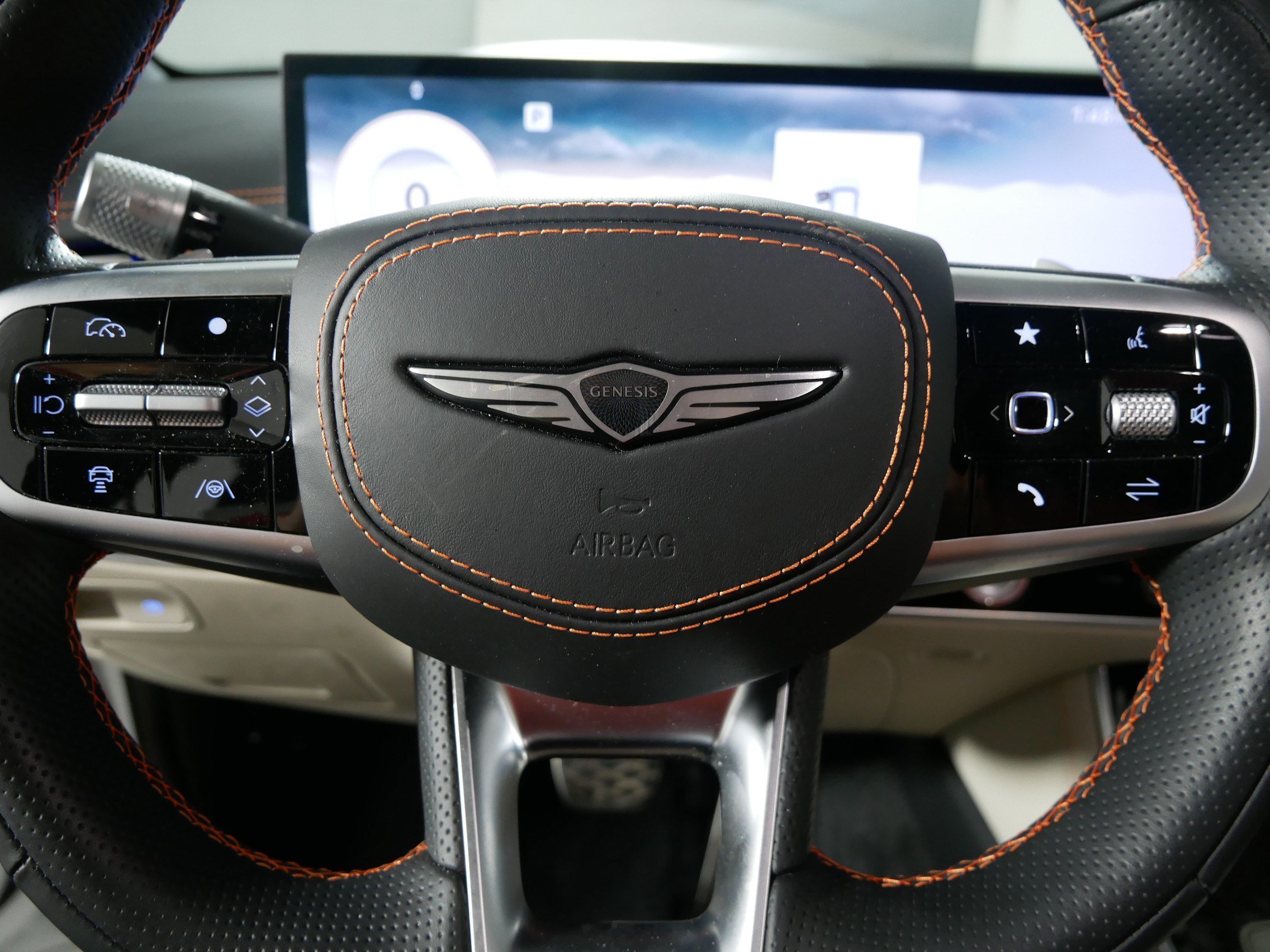 Certified 2026 Genesis GV70 3.5T Sport Prestige AWD/4WD image 25