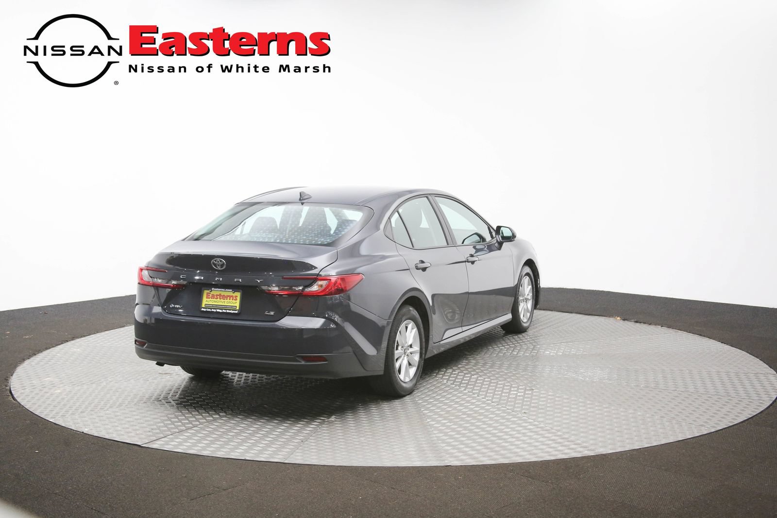 Used 2025 Toyota Camry LE FWD image 40