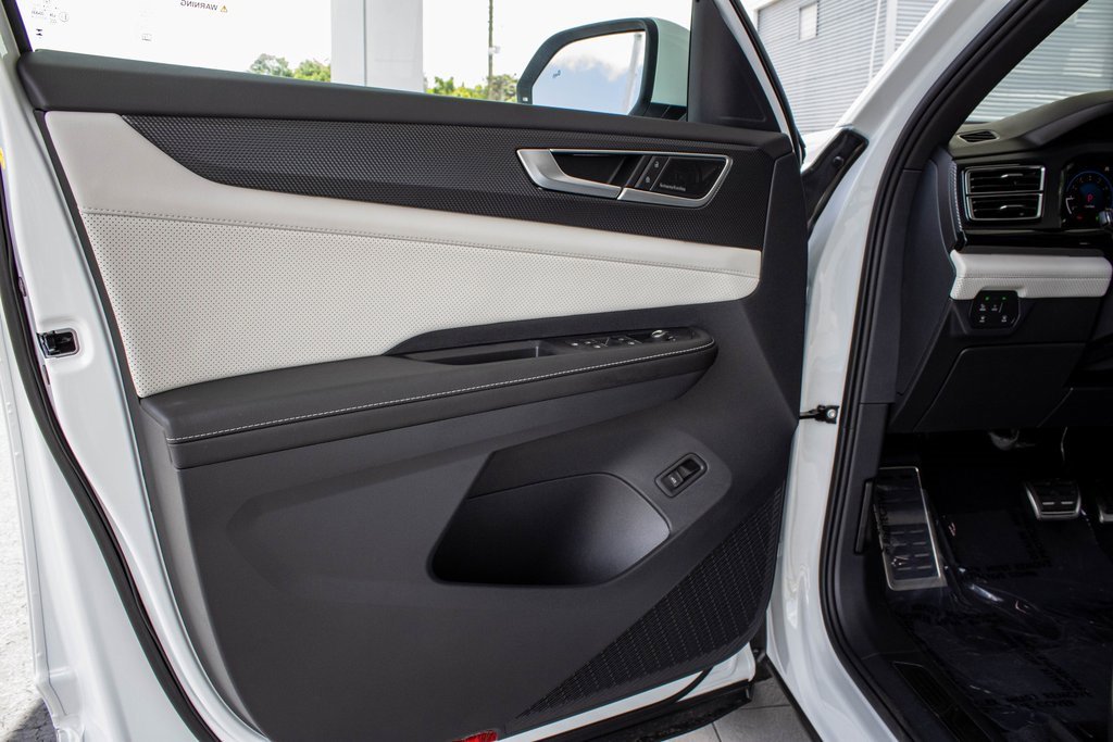 New 2025 Volkswagen Atlas Cross Sport SEL Premium R-Line image 27