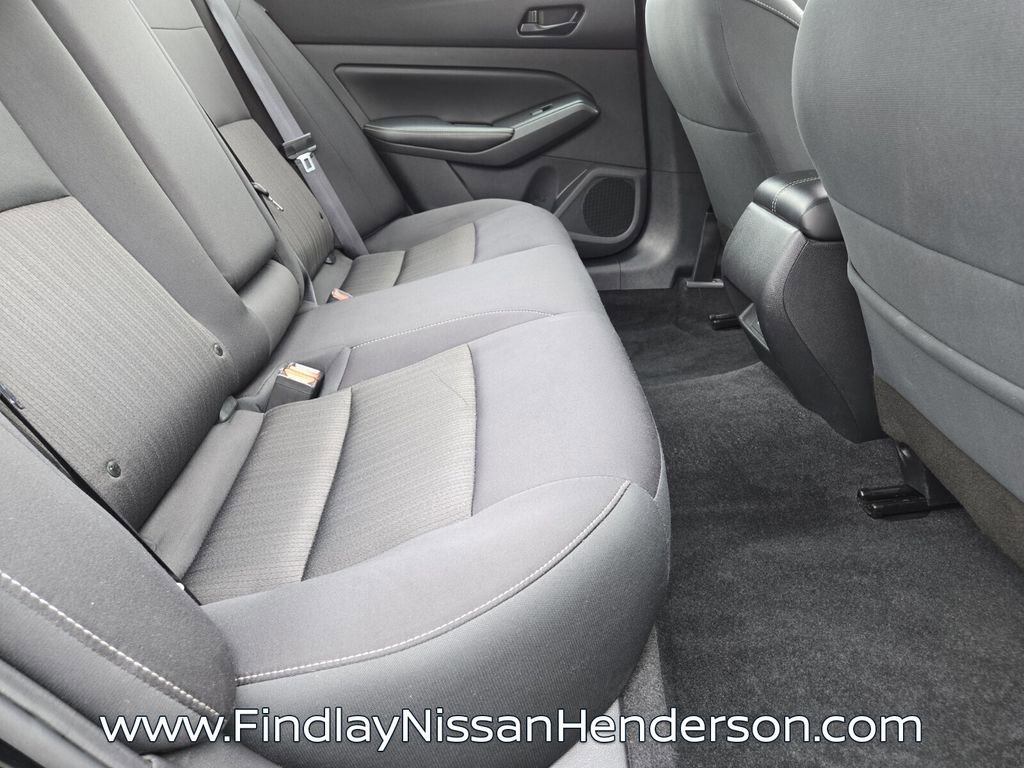 Used 2024 Nissan Altima 2.5 SV image 15