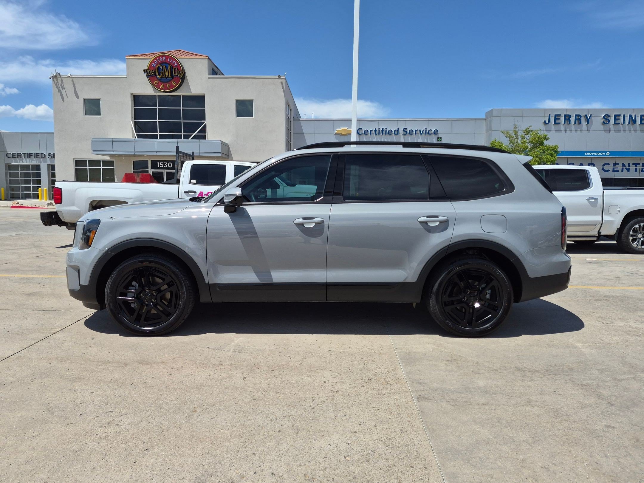 Certified 2024 Kia Telluride EX AWD/4WD image 2
